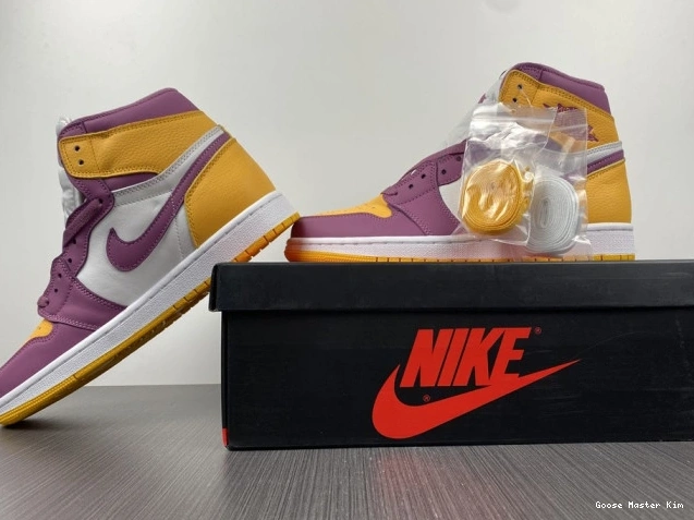 Jordan High Brotherhood OG 555088-706 1 Air 0608